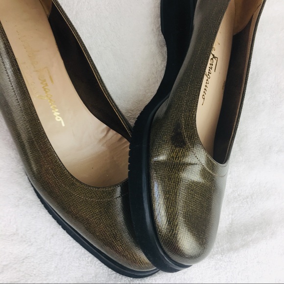 Salvatore Ferragamo Patent Leather Cloud Flats - Picture 6 of 8